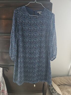 A Pea in the Pod Navy Floral Long Sleeve Maternity Dress